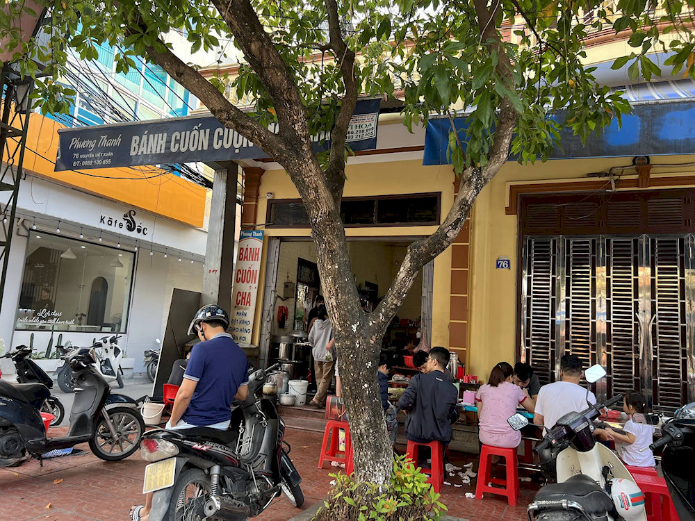 Quán bánh cuốn chả Phương Thanh